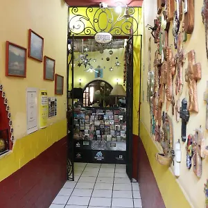 https://casa-zalaoui-gdl.guadalajarahotels.info