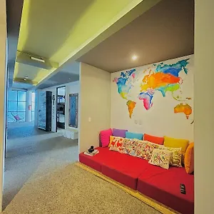 https://los-muertos-hostal.hotelspuertovallarta.org