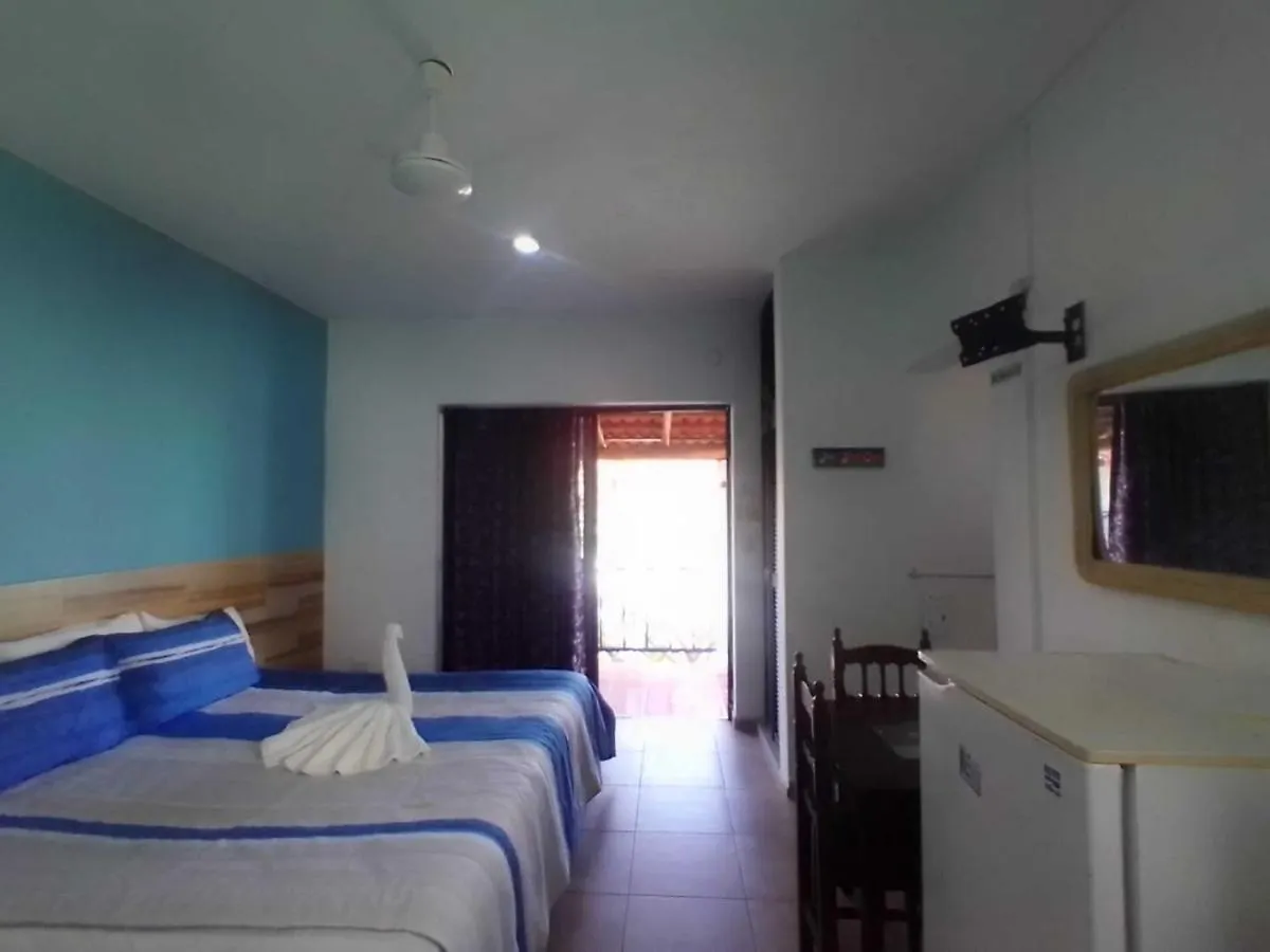 ***  Hotel Acuario Playa Del Carmen Mexico