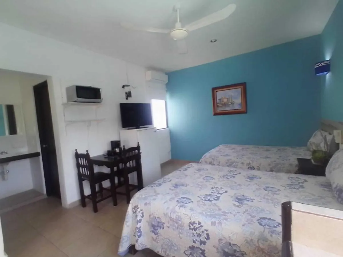 Hotel Acuario Playa Del Carmen Mexico